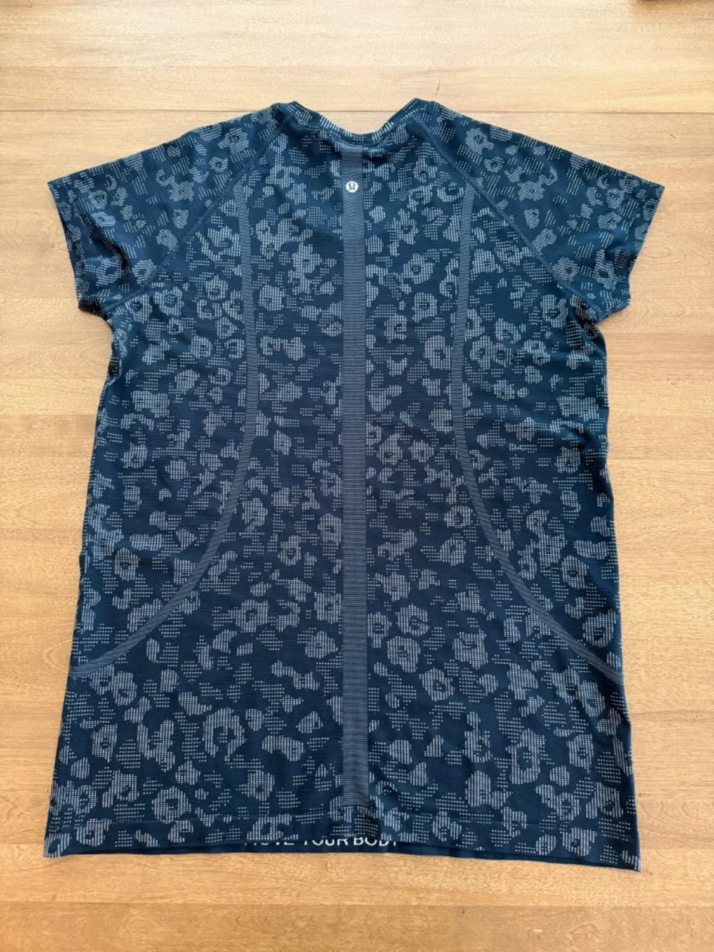 Lululemon Swiftly Tech Short-Sleeve Shirt 2.0 *Hip Length*